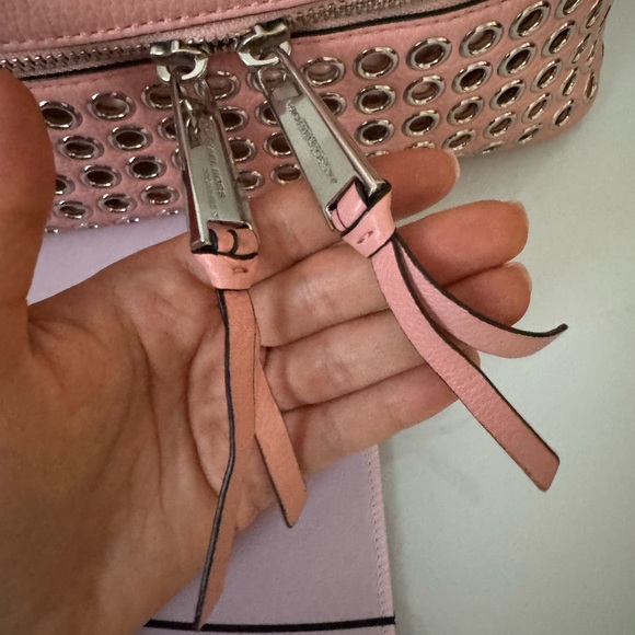 MICHAEL MICHAEL KORS Women's Rhea Zip Medium silver ringed Backpack - pale Pink - Picture 2 of 16